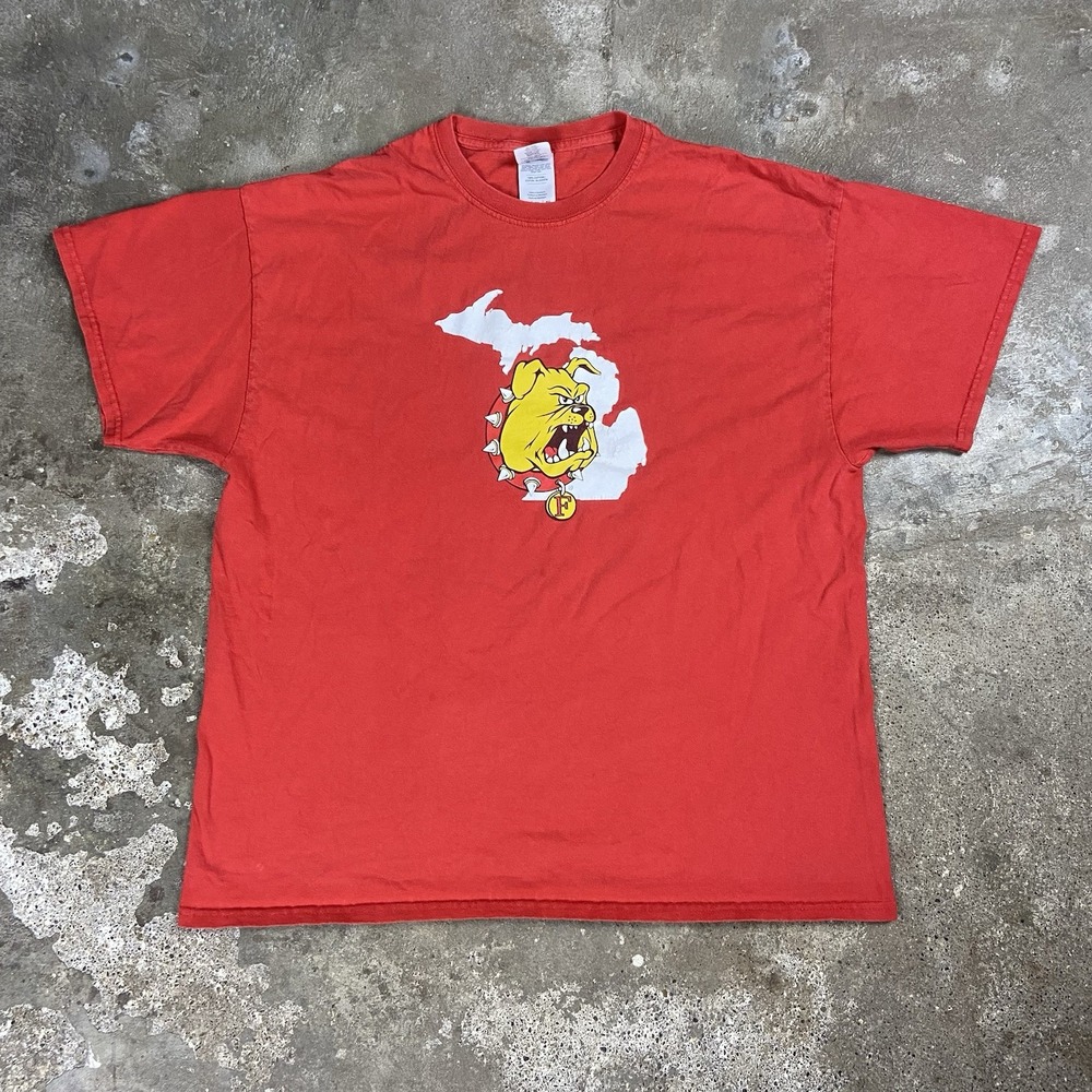Vintage Ferris State University T-Shirt Size XL Red Michigan College Graphic
